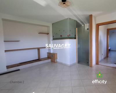 Appartement - 99 m² - 3 pièces