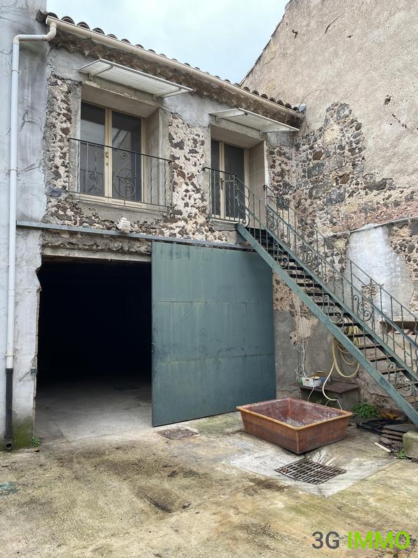 Maison - 254 m² - 8 pièces