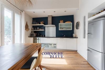 Appartement - 75 m² - 3 pièces