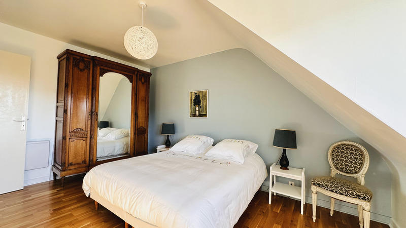 Maison - 135 m² - 8 pièces