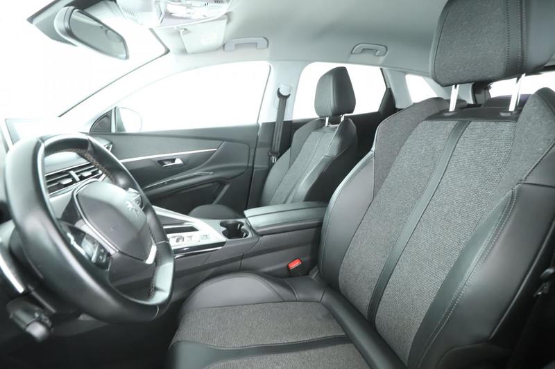 Peugeot 3008 1.5 Blue-HDi Allure Business Eat8 130 ch