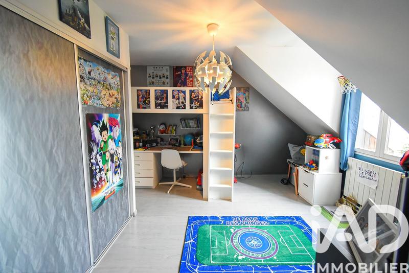 Maison - 122 m² - 5 pièces