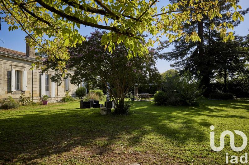 Maison - 371 m² - 11 pièces