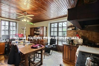 Maison - 143 m² - 5 pièces