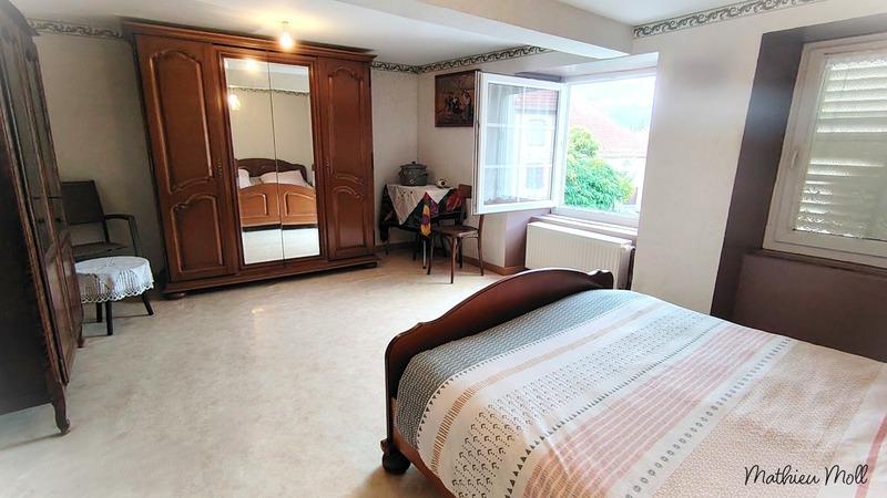 Maison de ville - 90 m² - 5 pièces