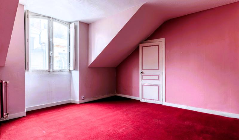 Maison - 310 m² - 11 pièces