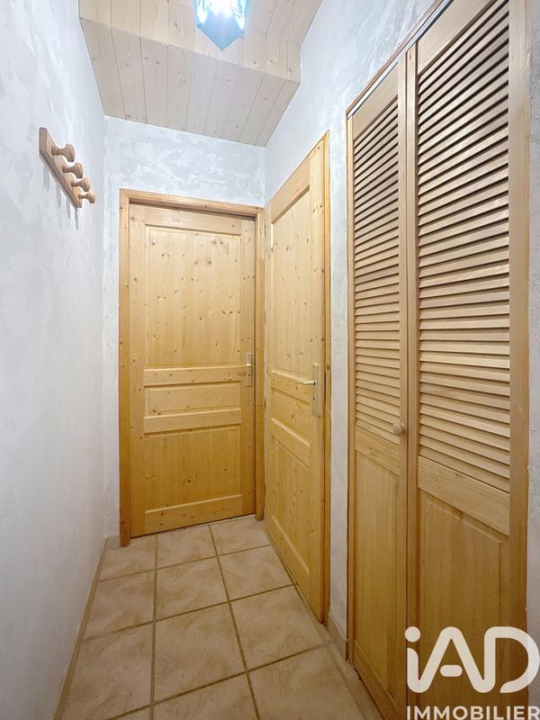 Maison - 300 m² - 21 pièces