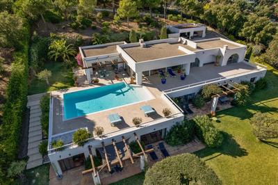 Maison d'architecte - 369 m² - 6 pièces