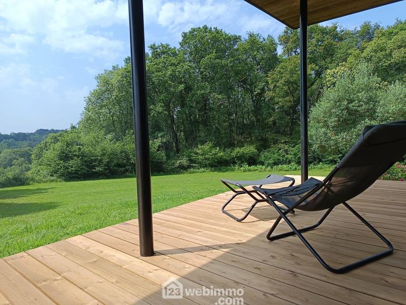 Maison - 180 m² - 7 pièces