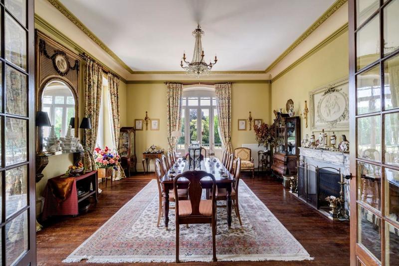 Demeure - 508 m² - 16 pièces