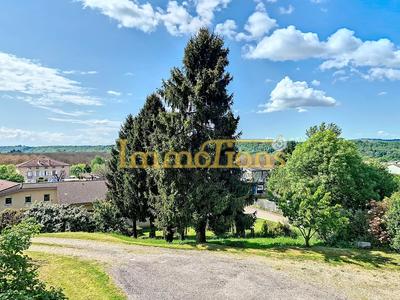 Maison - 97 m² - 5 pièces