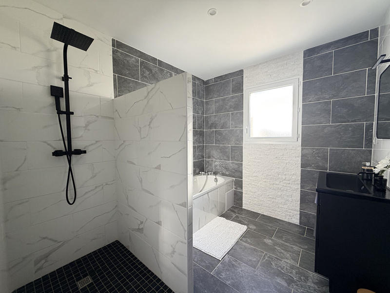 Maison - 151 m² - 6 pièces