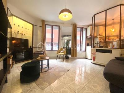 Duplex - 90 m² - 4 pièces