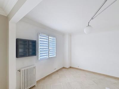 Maison traditionnelle - 140 m² - 5 pièces