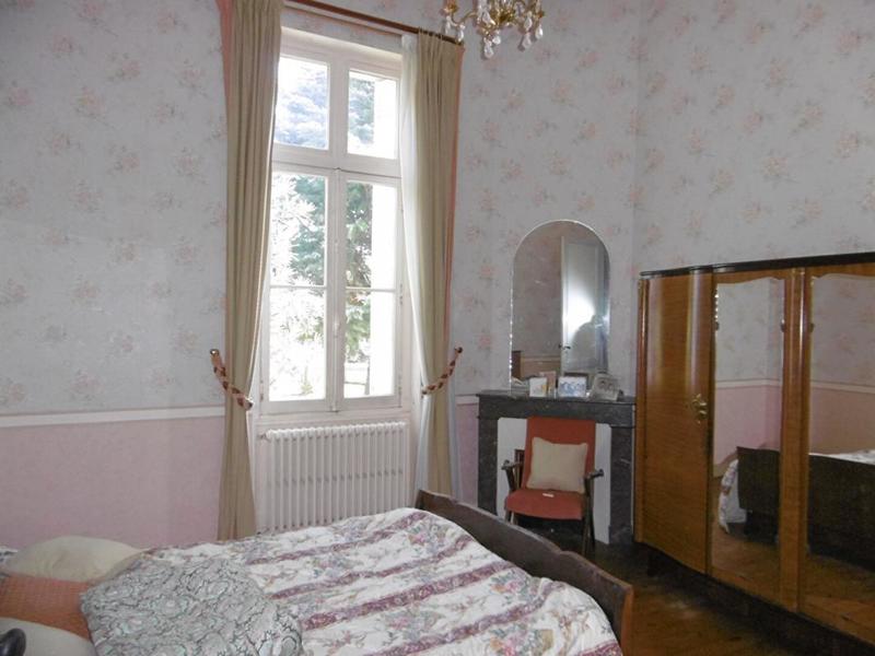 Propriété - 229 m² - 8 pièces