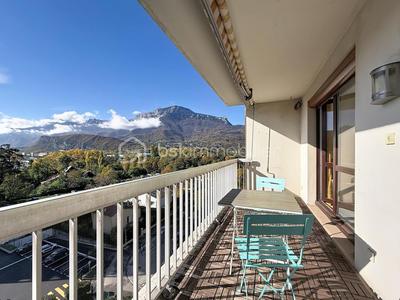 Appartement - 107 m² - 5 pièces