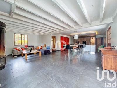 Maison - 354 m² - 7 pièces