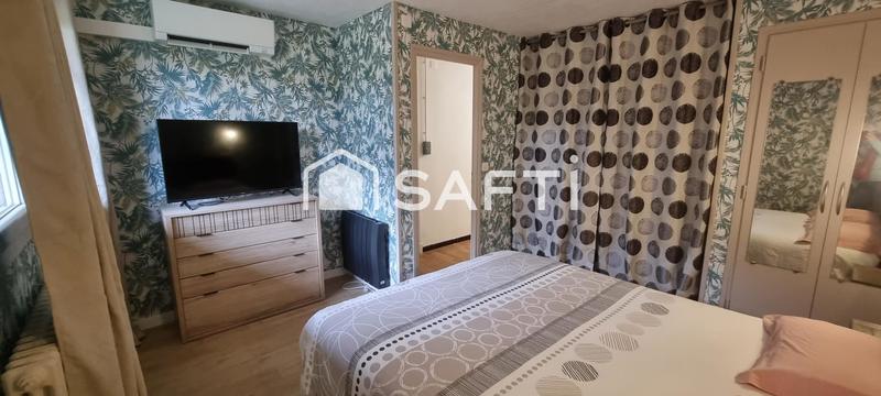 Maison - 240 m² - 8 pièces