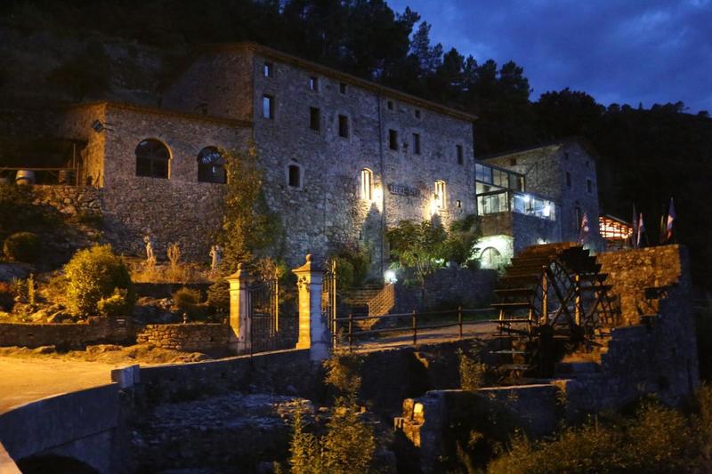 Maison - 459 m² - 10 pièces