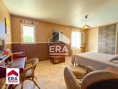 Maison - 159 m² - 5 pièces