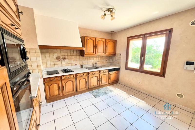 Maison traditionnelle - 148 m² - 6 pièces