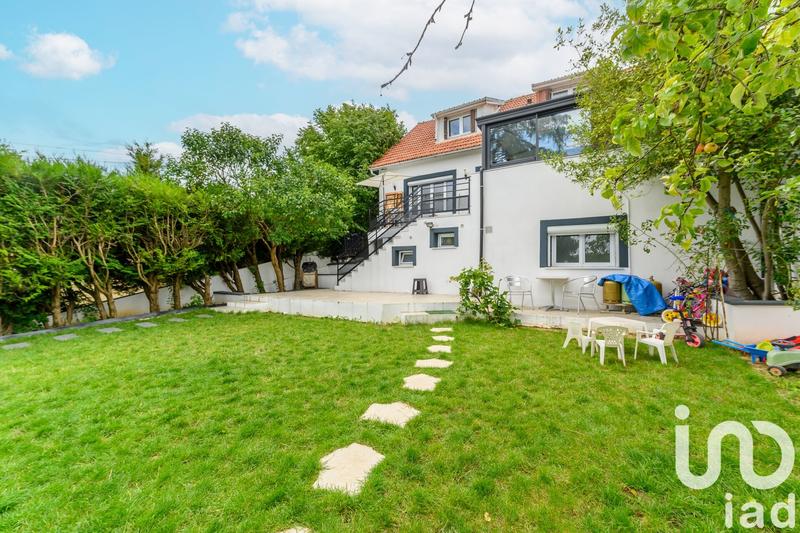 Maison - 130 m² - 6 pièces