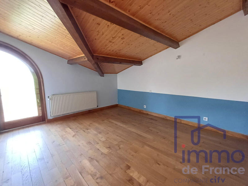 Villa - 240 m² - 8 pièces