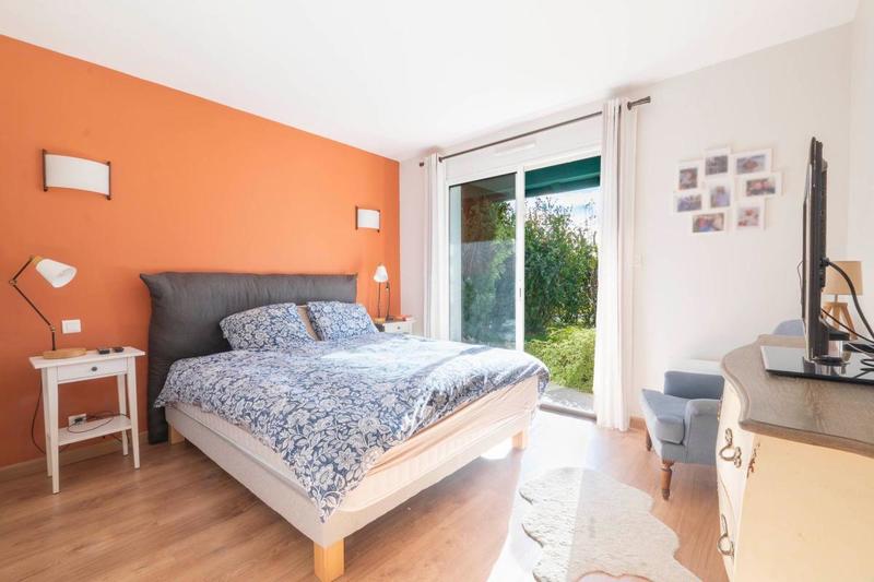 Maison - 240 m² - 6 pièces