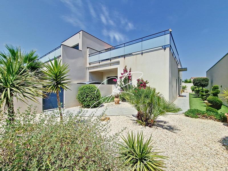 Maison - 107 m² - 4 pièces