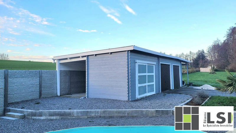 Maison - 245 m² - 8 pièces