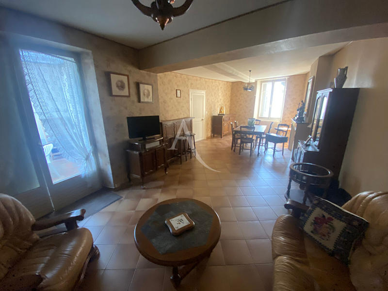 Maison - 155 m² - 6 pièces