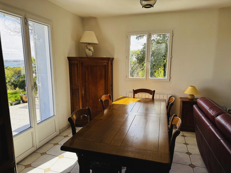 Maison - 90 m² - 6 pièces