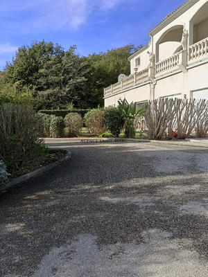 Duplex - 157 m² - 5 pièces