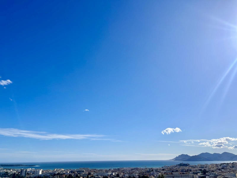 Villa - 240 m² - 5 pièces