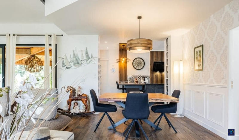 Maison contemporaine - 162 m² - 7 pièces