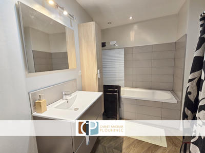 Appartement - 121 m² - 4 pièces