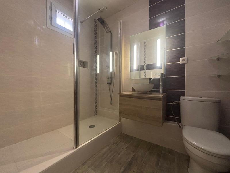 Maison - 97 m² - 6 pièces