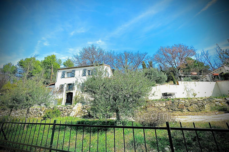 Maison - 138 m² - 4 pièces