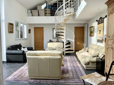 Maison - 139 m² - 5 pièces