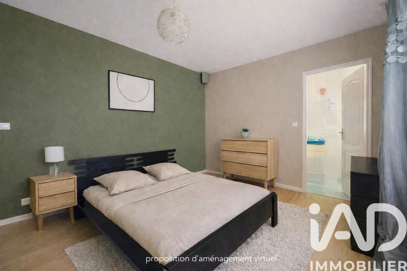 Maison - 140 m² - 5 pièces