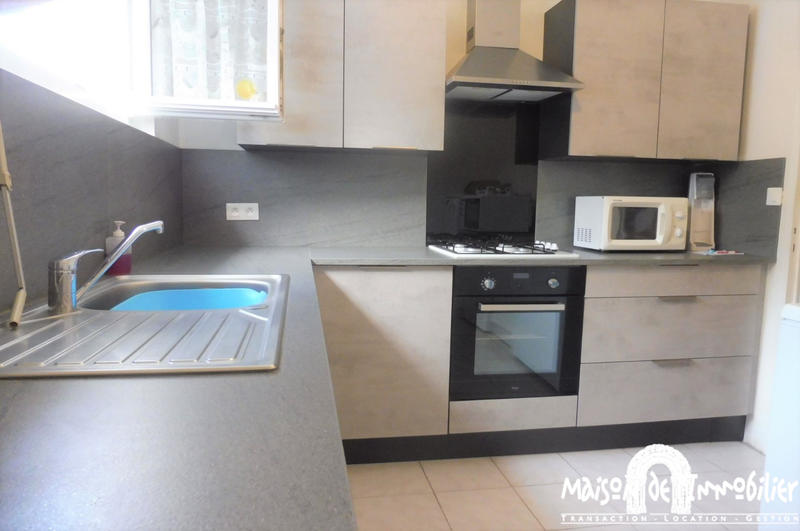 Maison - 80 m² - 3 pièces