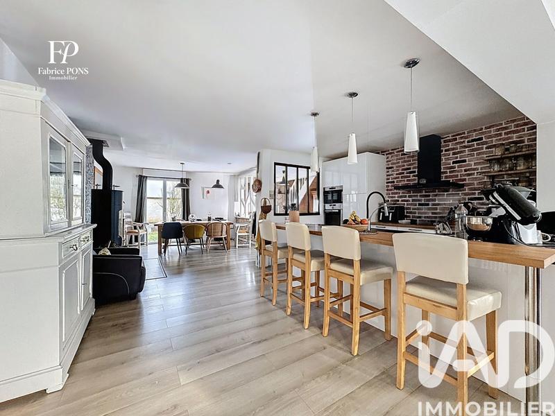 Maison - 138 m² - 7 pièces