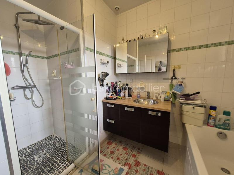 Maison - 111 m² - 4 pièces