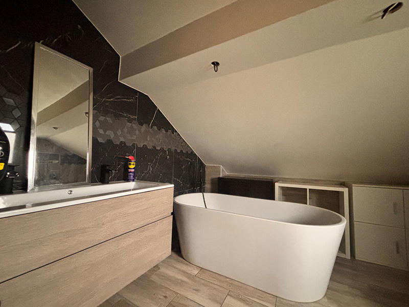 Maison - 96 m² - 5 pièces