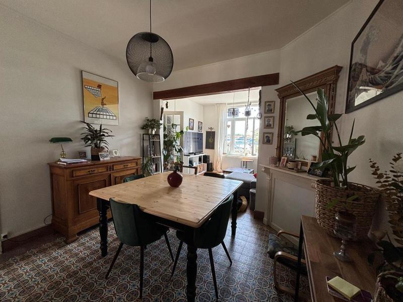 Maison - 97 m² - 5 pièces