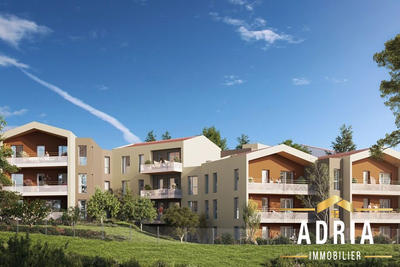 Appartement - 83 m² - 4 pièces