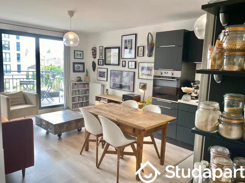 Chambre - 40 m² - 1 pièce