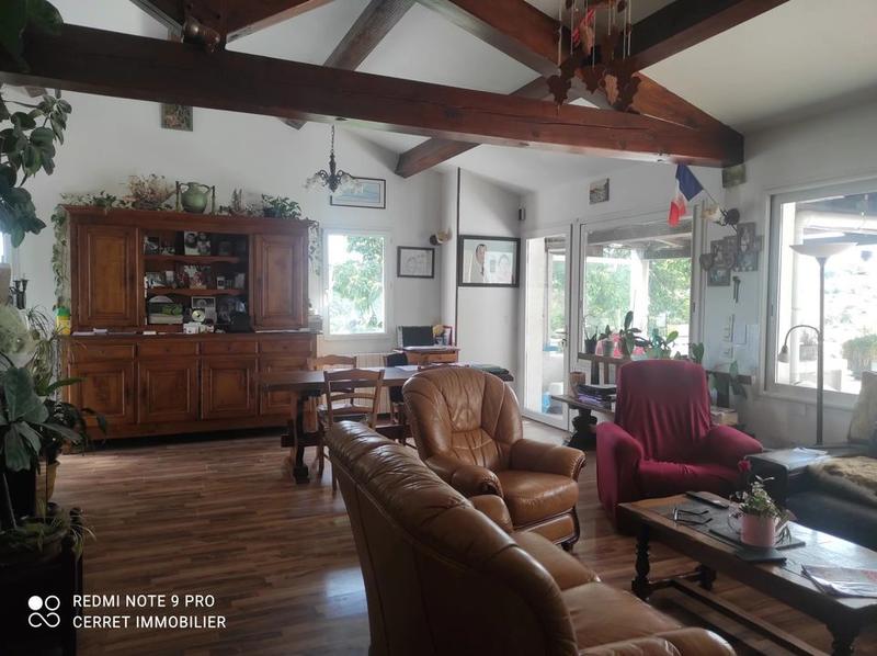 Propriété - 175 m²