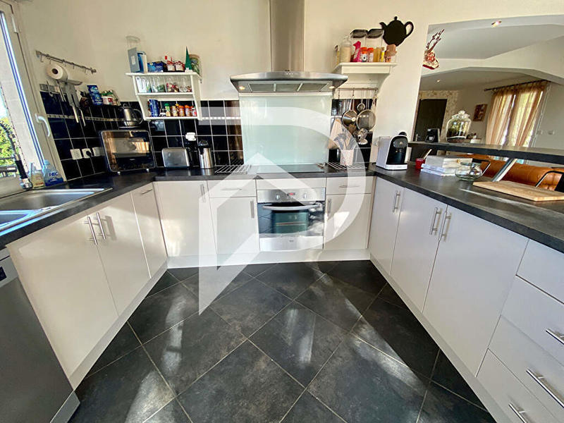 Maison - 150 m² - 5 pièces