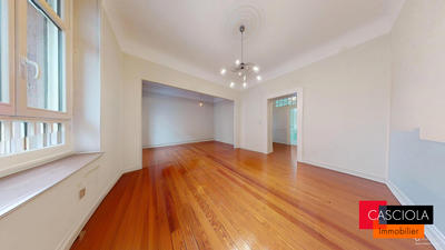 Appartement - 85 m² - 4 pièces